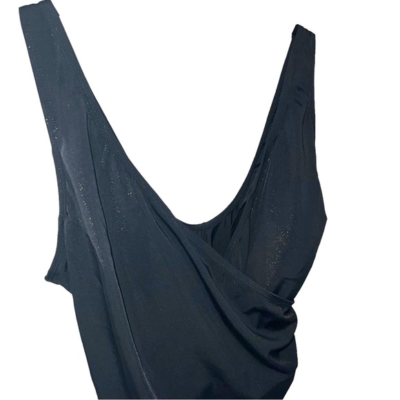 4/$24 Longitude Black with‎ Gold Shimmer V-Neck One Pierce Swimsuit - Picture 3 of 10